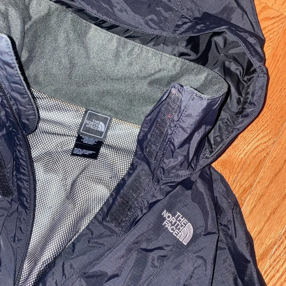 North face jacket - Picture 4 of 9